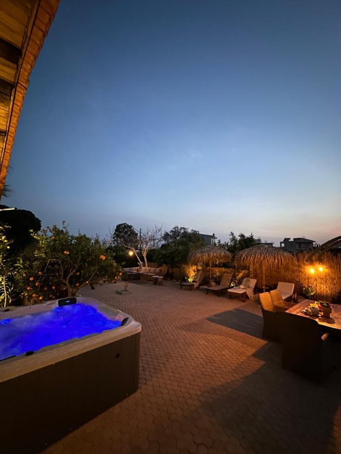 Villa Aspasia With Private Jacuzzi - Oasis Resort Kokkinos Pirgos Bagian luar foto
