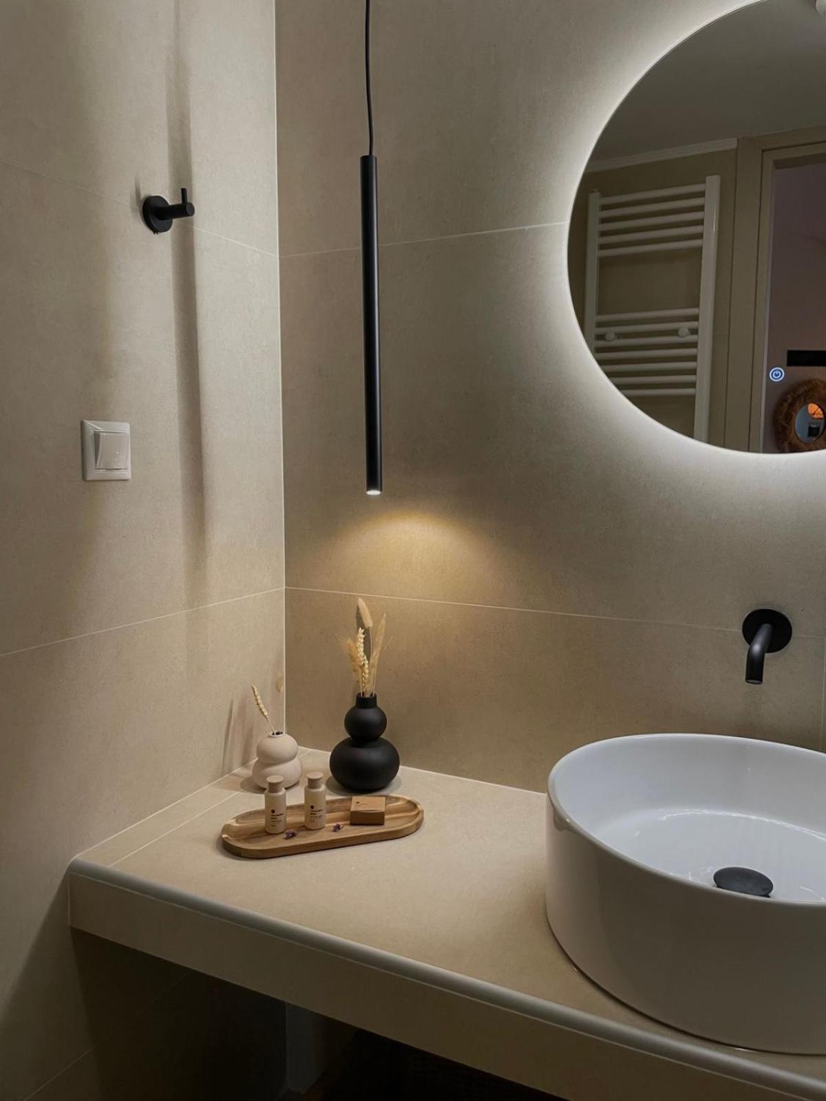 Villa Aspasia With Private Jacuzzi - Oasis Resort Kokkinos Pirgos Bagian luar foto